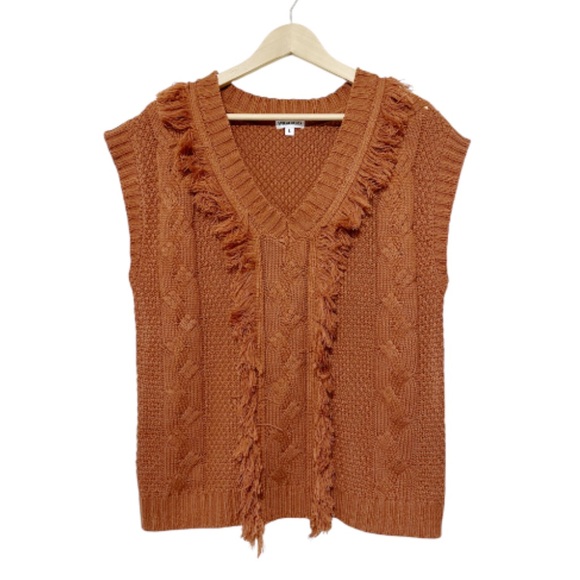 Vigoss Rust Cable Knit Sweater Vest with Fringe - Size Large - Picture 1 of 4
